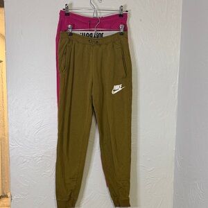 Nike joggers